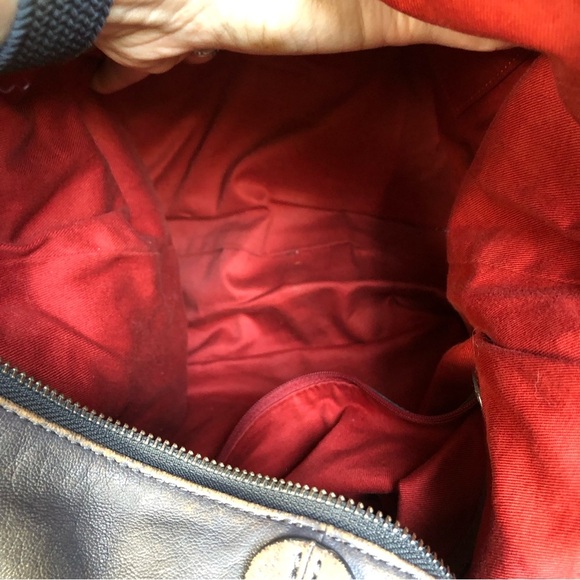 Banana Republic elephant grey lamb leather adjustable strap purse 12 x15 x3 - Picture 14 of 14